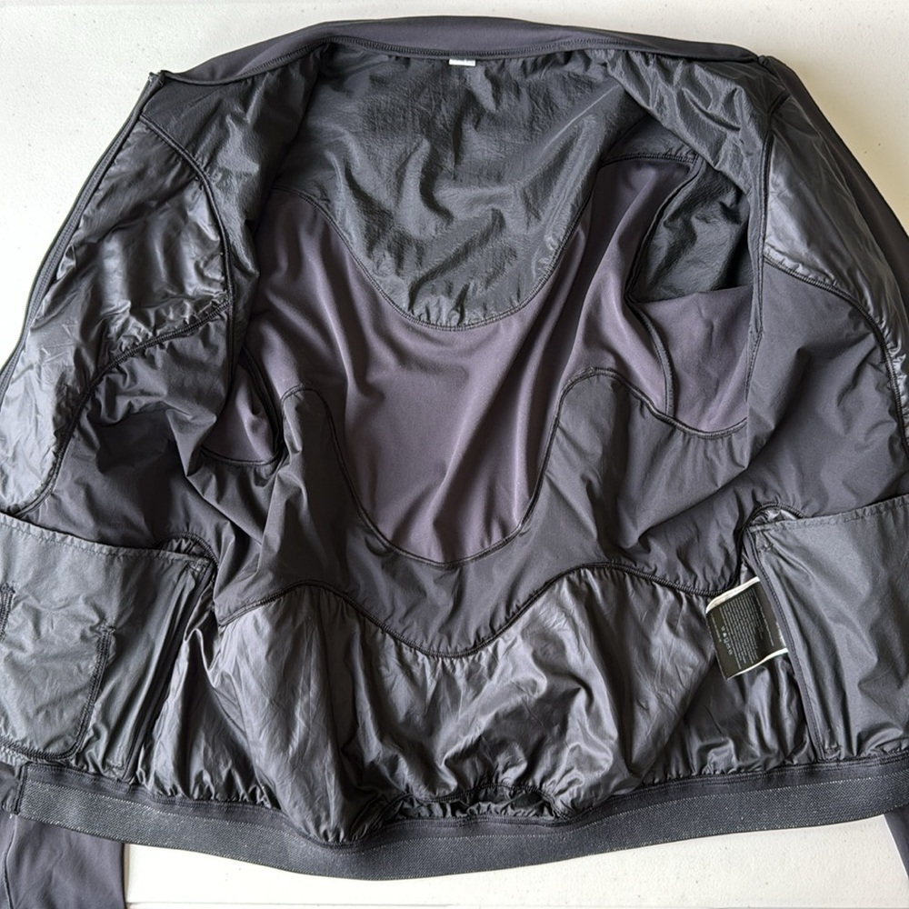 Lululemon Polar Pace Run Jacket - Picture 9 of 15